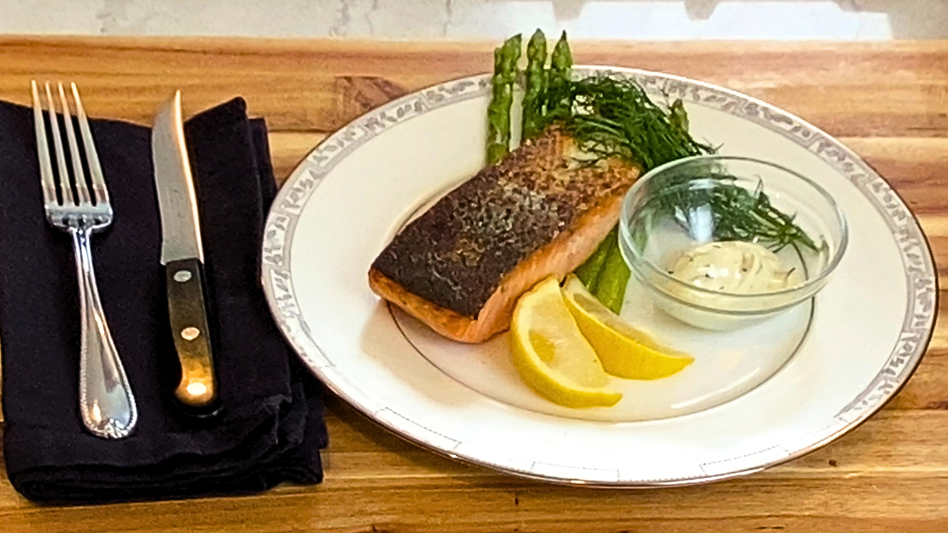 Salmon with Lemon-Dill Sauce (The Perfect Classic Seafood Pairing, Explained)